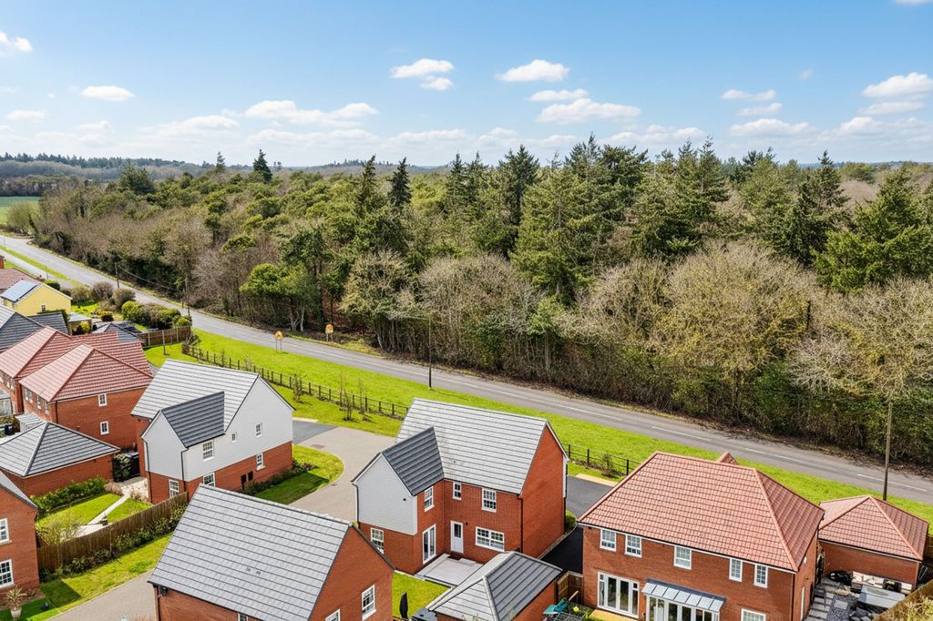 Property photo 3 of 36