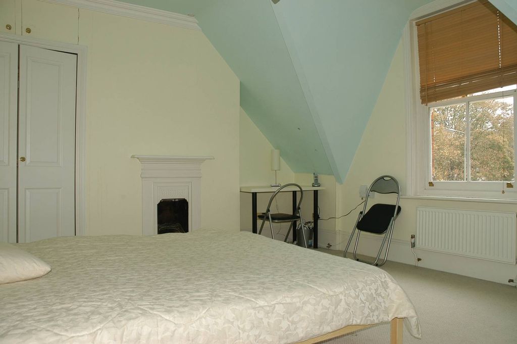 Property photo 1 of 3