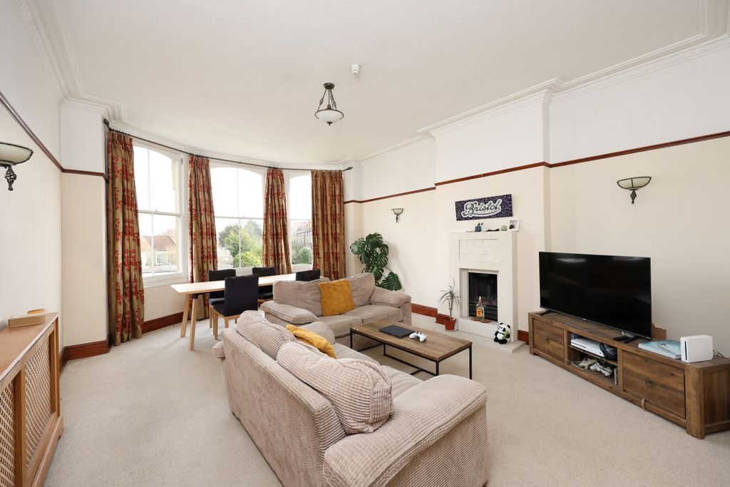 Property photo 2 of 10 Drawing Room