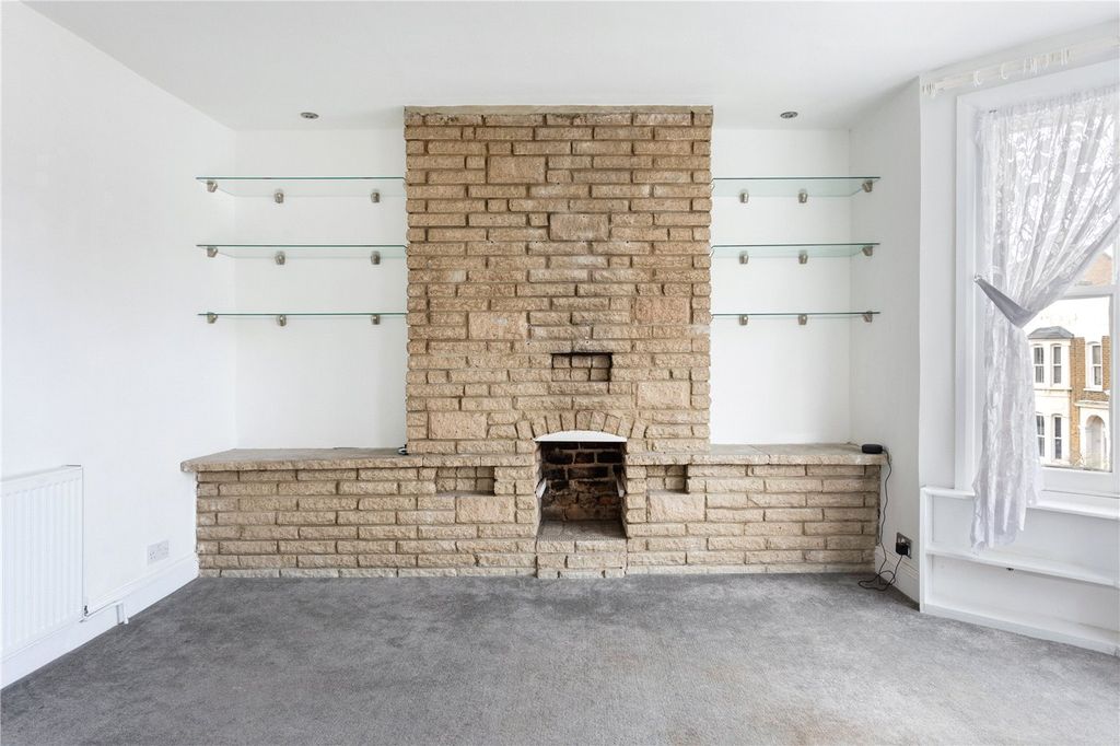 Property photo 2 of 12 Picture No. 08