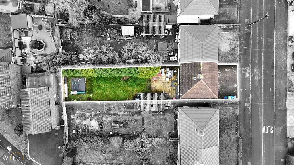 Property photo 2 of 28 Picture No. 30