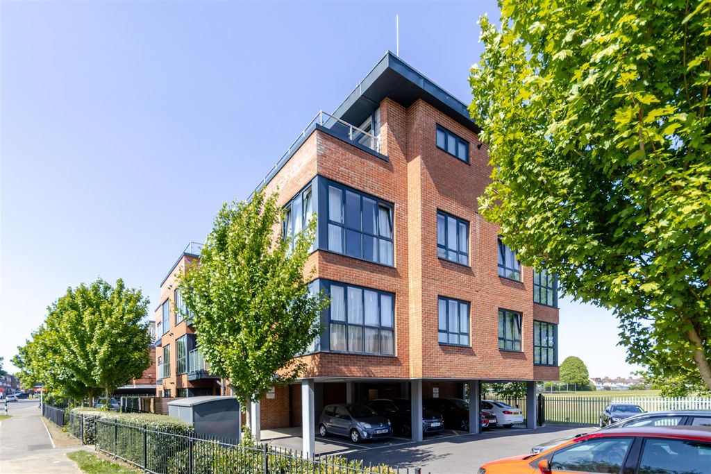 Property photo 1 of 18 External 1.Jpg