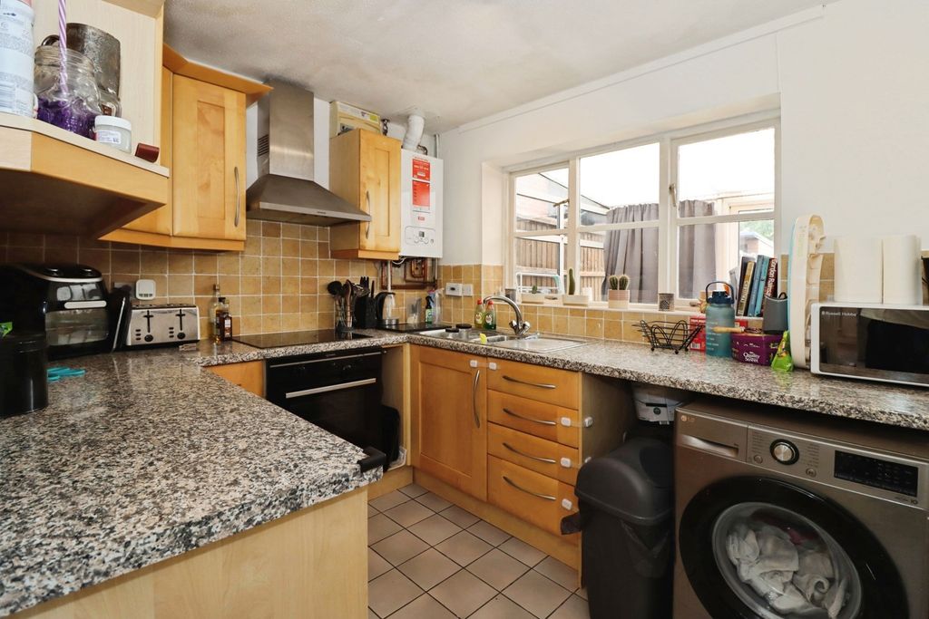 Property photo 2 of 18 Photo