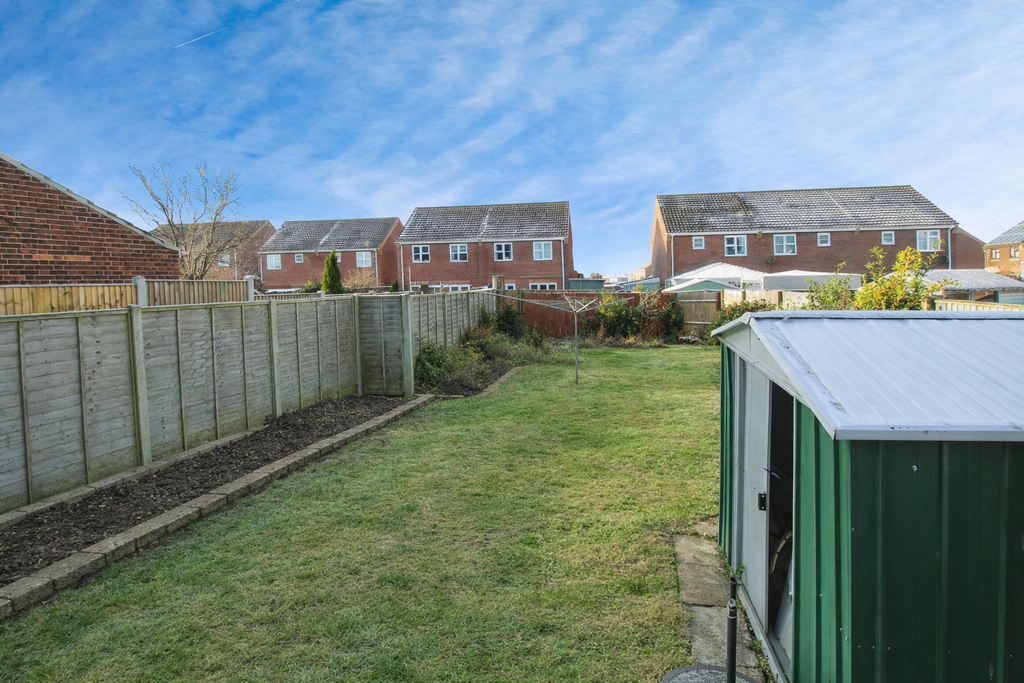 Property photo 3 of 15 Garden