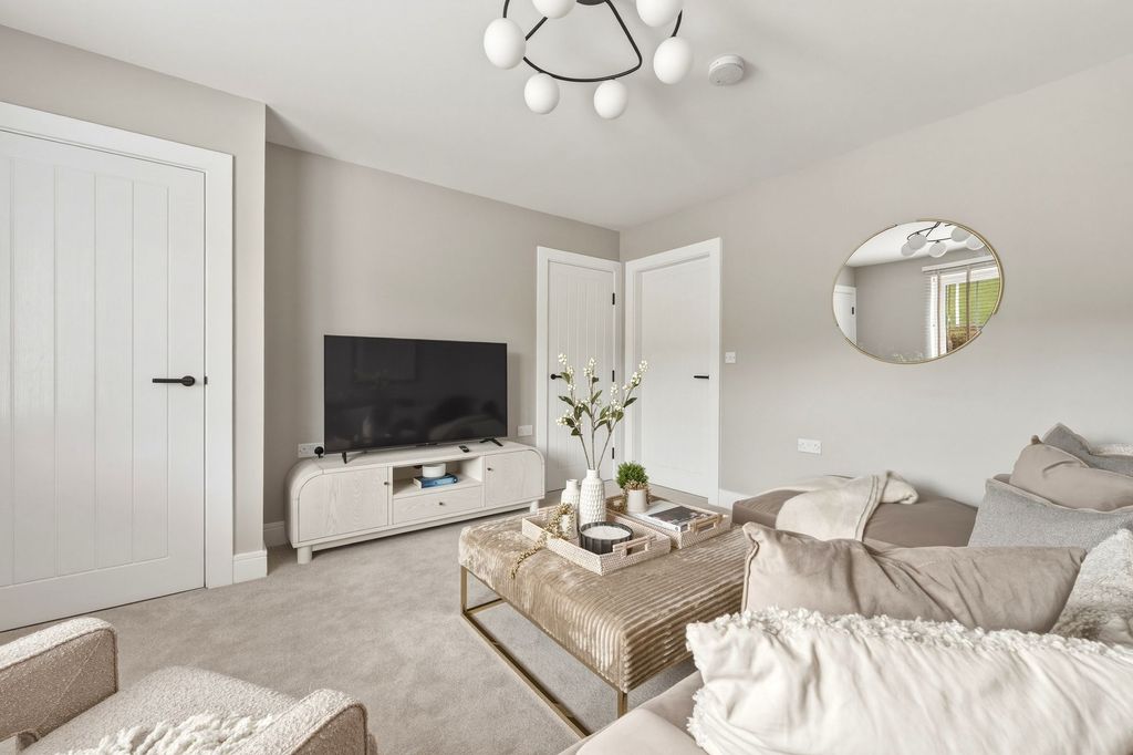 Property photo 3 of 21