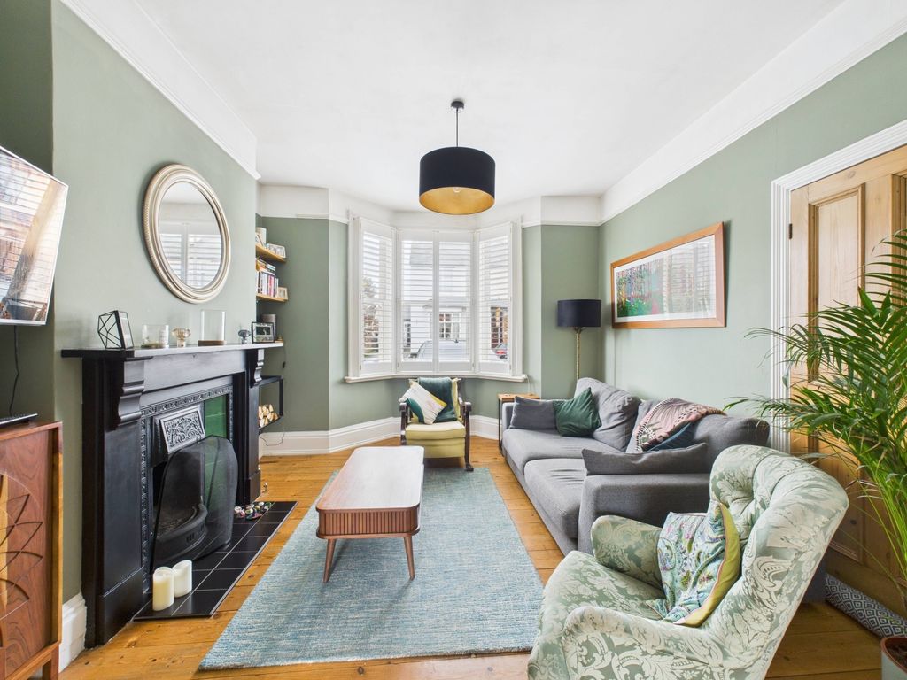 Property photo 2 of 24 2. Cam04922G0-Pr0086-Still001