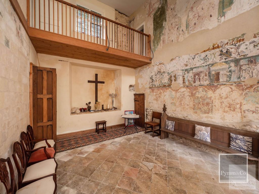 Property photo 3 of 39