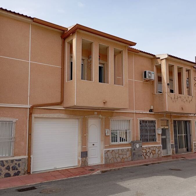 Property photo 1 of 29