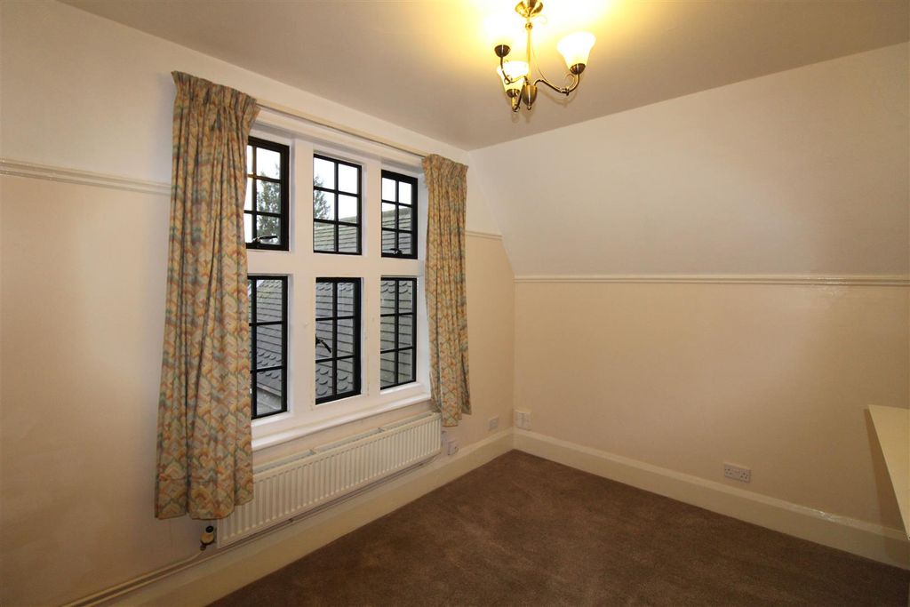 Property photo 2 of 6 Img_3831.Jpg