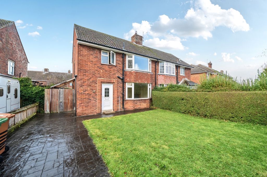 Property photo 1 of 11 1382020-11-6925892882Bf3