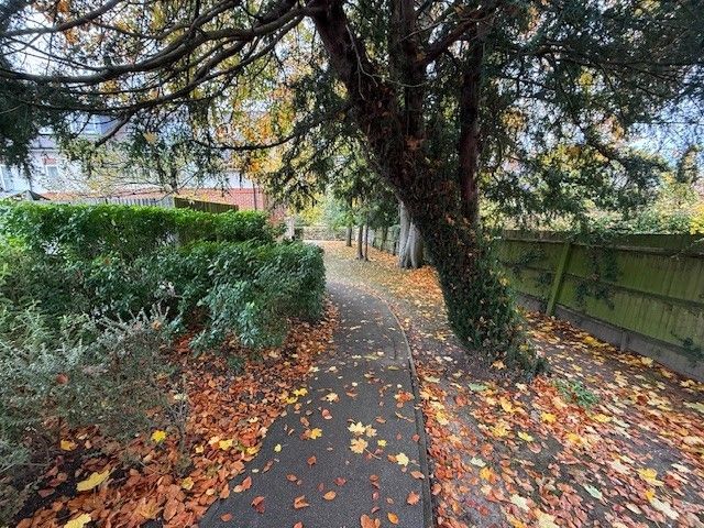 Property photo 3 of 3