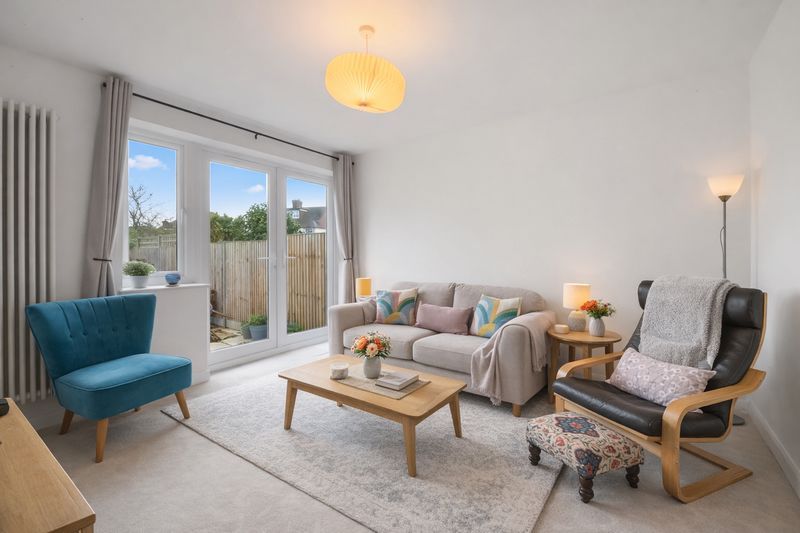 Property photo 3 of 11 Photo 4