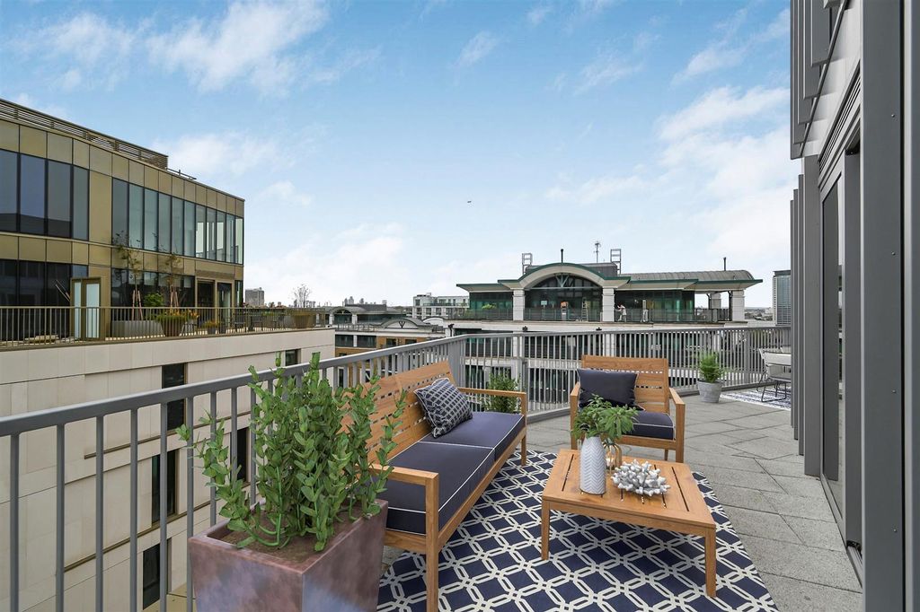 Property photo 2 of 24 60 Sherrin Terrace.Jpg