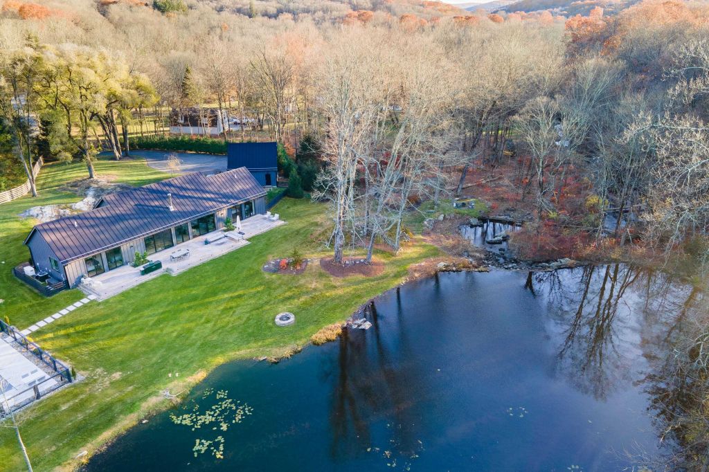 Property photo 2 of 29 <Alttext/>