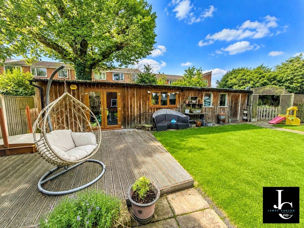 Property photo 2 of 30