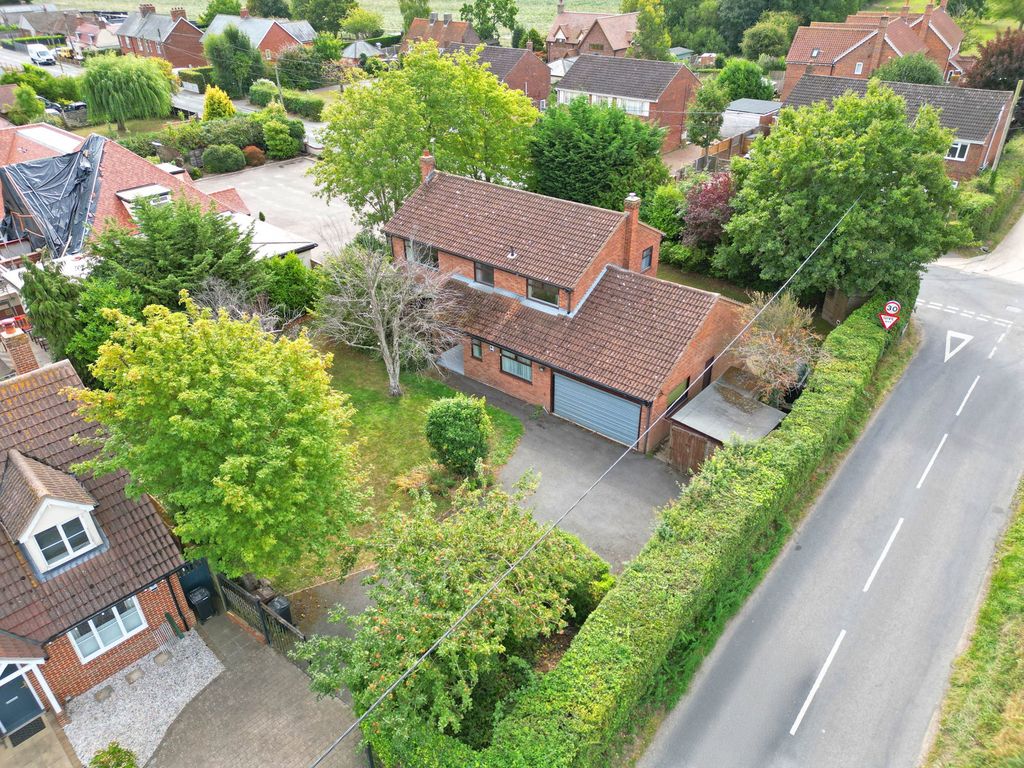 Property photo 1 of 27