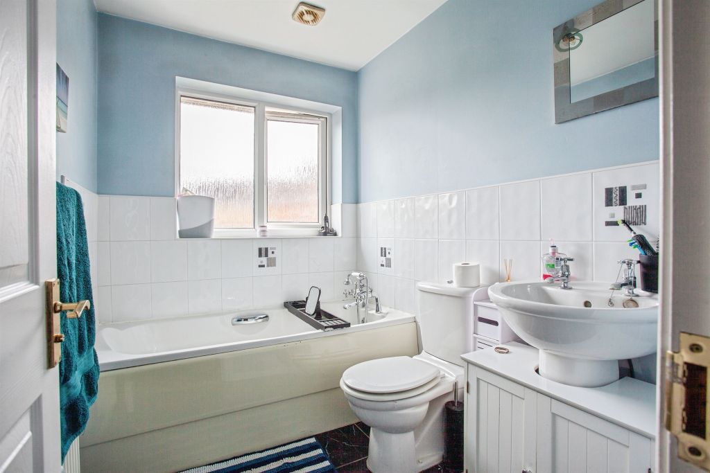 Property photo 3 of 18