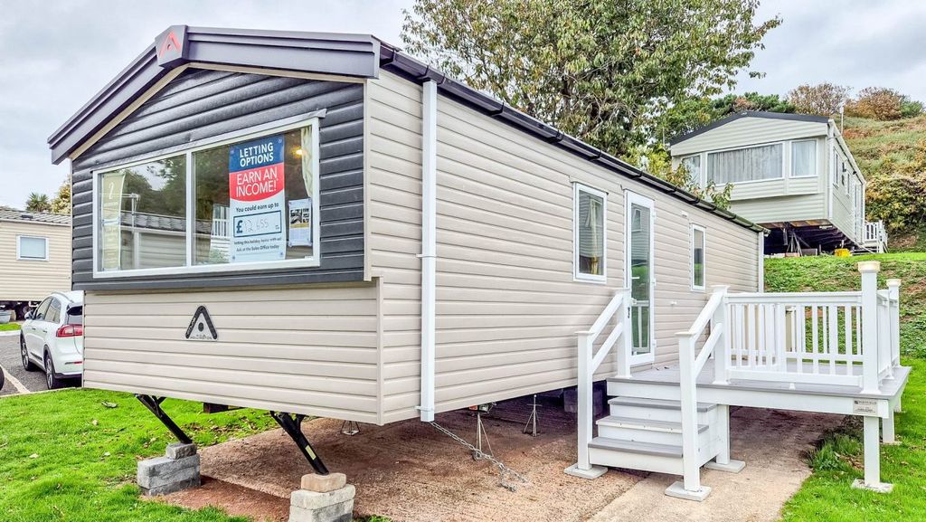 Property photo 1 of 20 Untitled 3