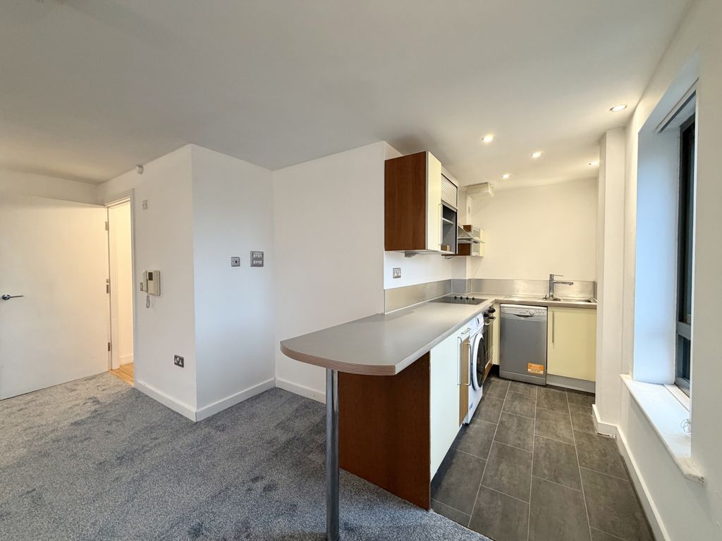 Property photo 3 of 15 Img_2734