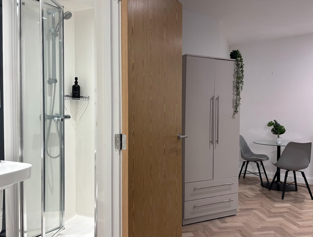 Property photo 3 of 4