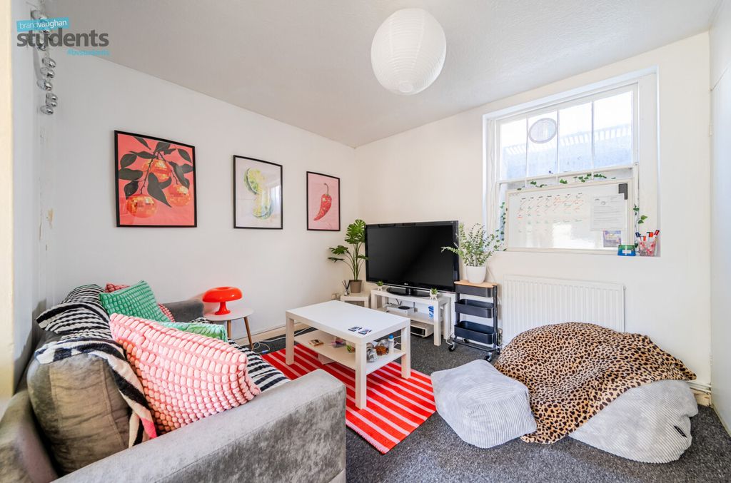 Property photo 3 of 10 F4046Bd8-c178-426...