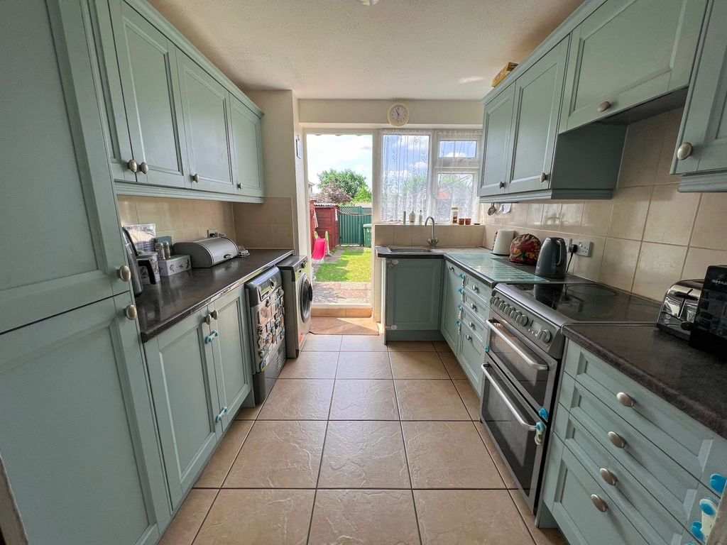 Property photo 2 of 14