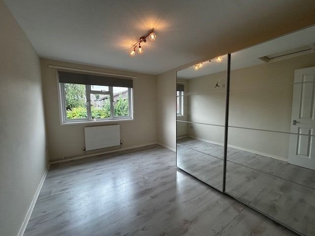 Property photo 3 of 13 4446654