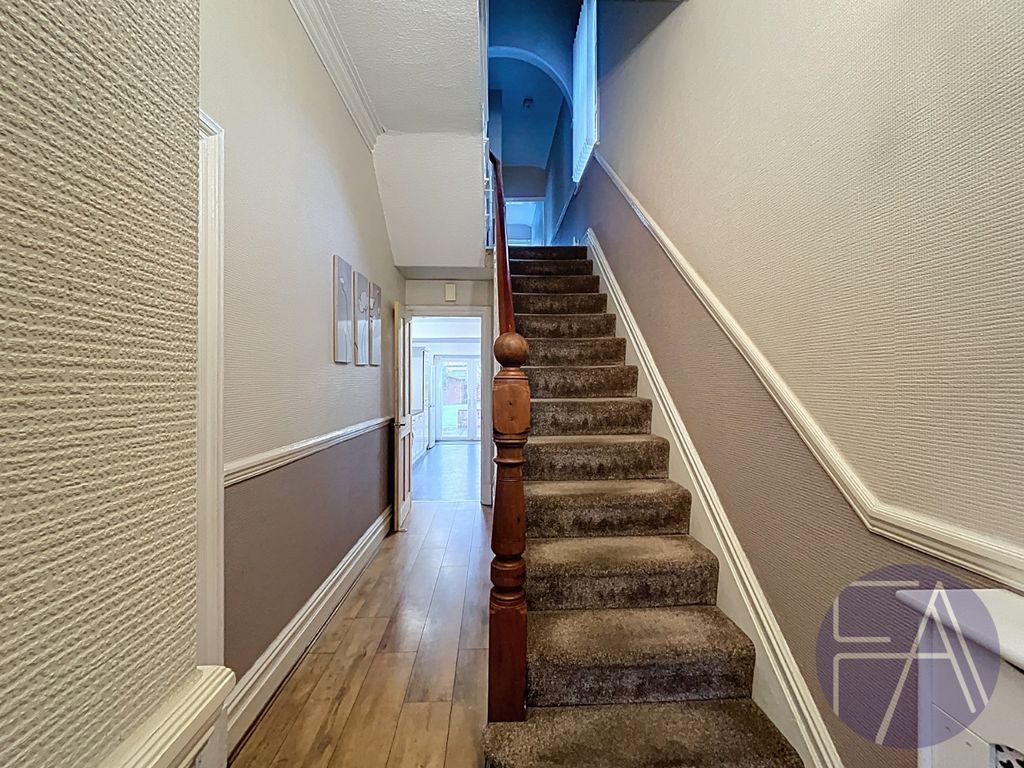 Property photo 2 of 28 4603382