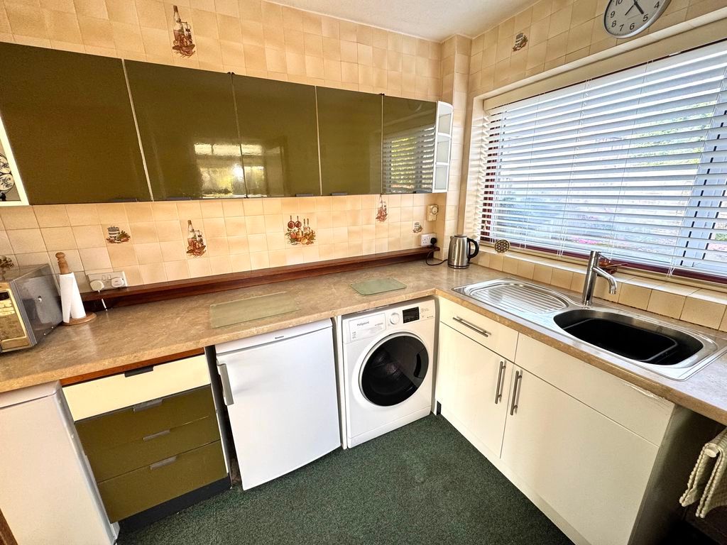 Property photo 3 of 9 Photo 11