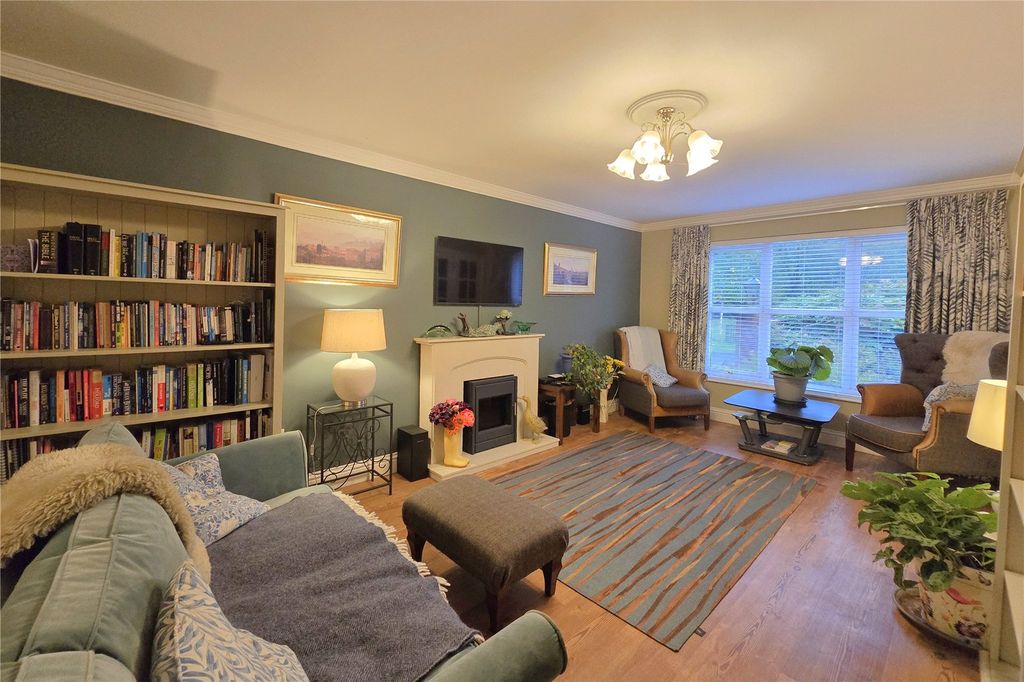 Property photo 2 of 20 Picture No. 43