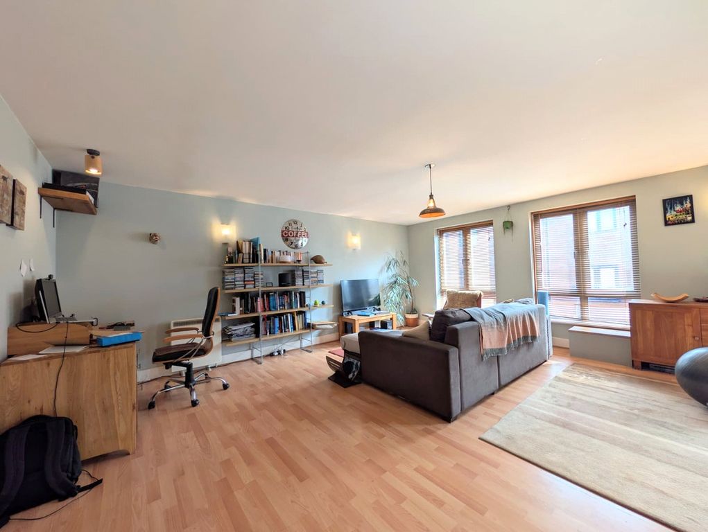 Property photo 1 of 10 Picture No. 01