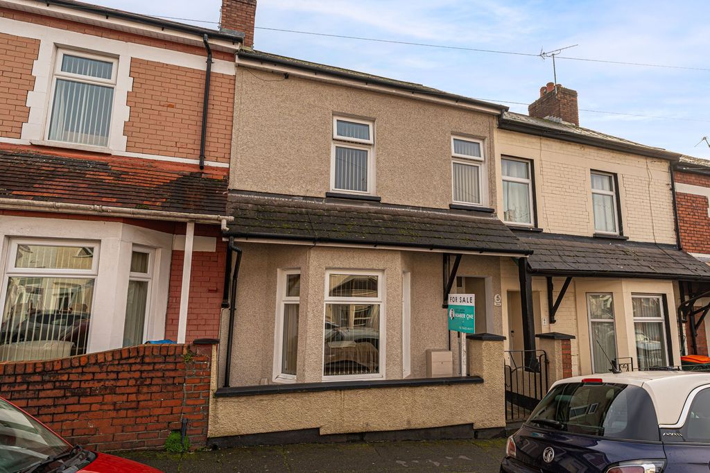 Property photo 1 of 28