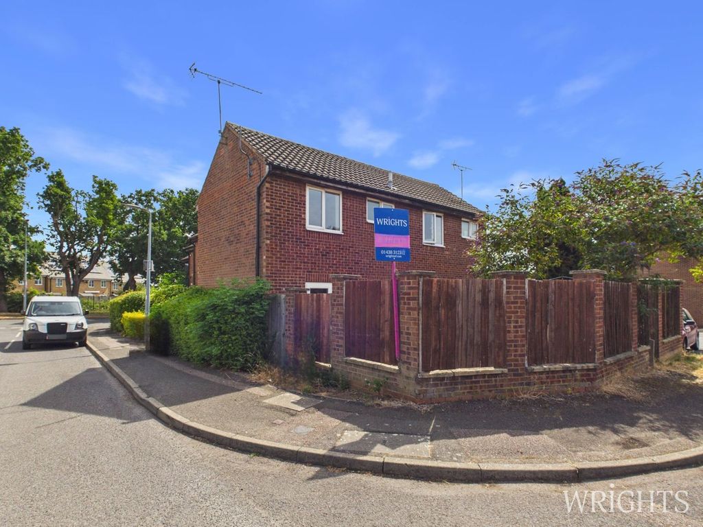 Property photo 1 of 14 External