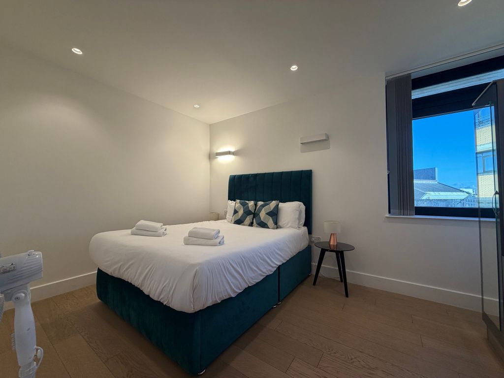 Property photo 3 of 22 Bedroom