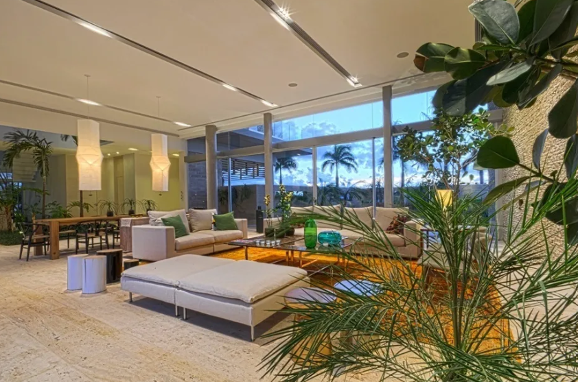 Property photo 3 of 19