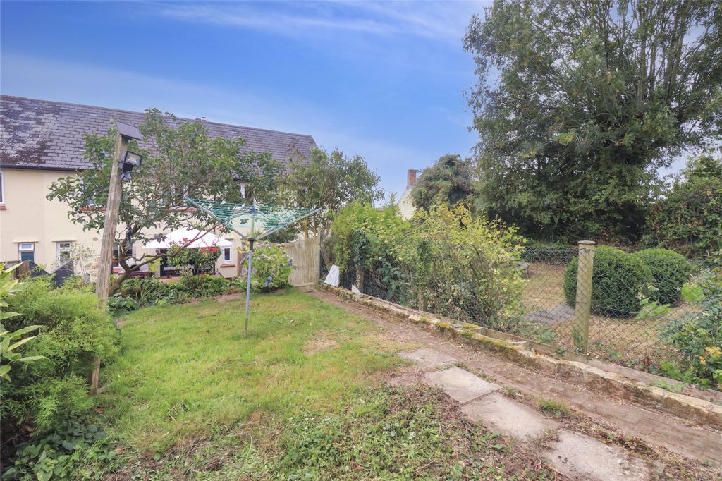 Property photo 2 of 16 Picture No. 26
