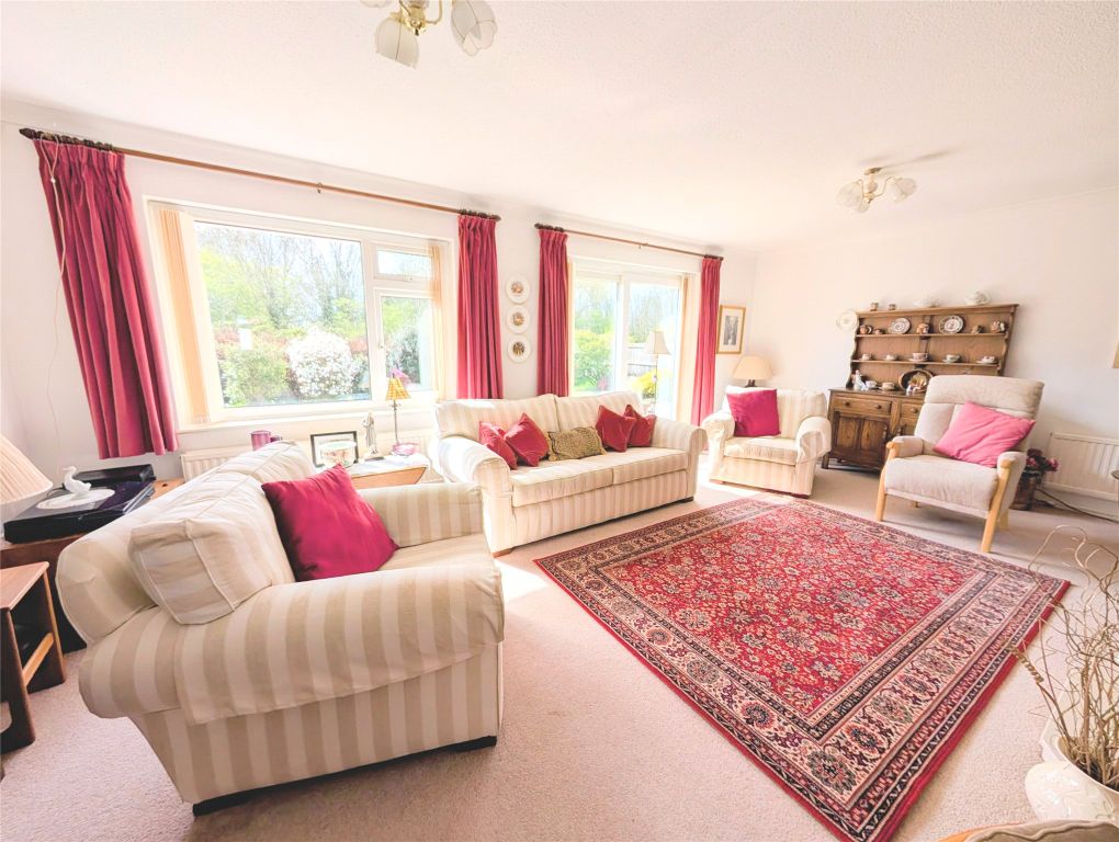 Property photo 2 of 22 Picture No. 21