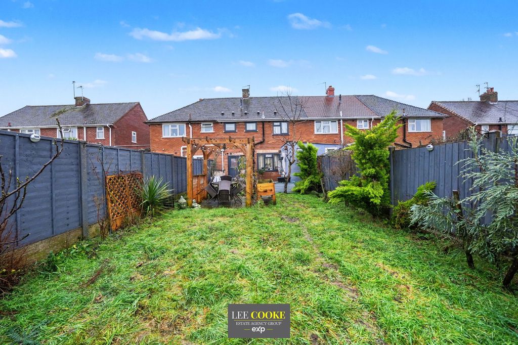 Property photo 2 of 23