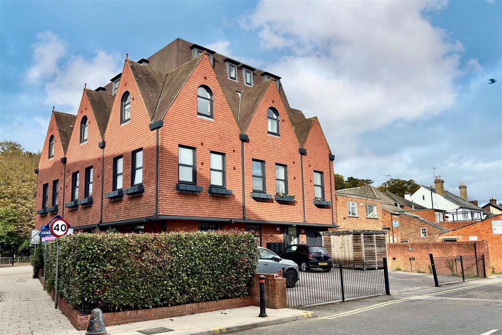 Property photo 2 of 15 Front.Jpg