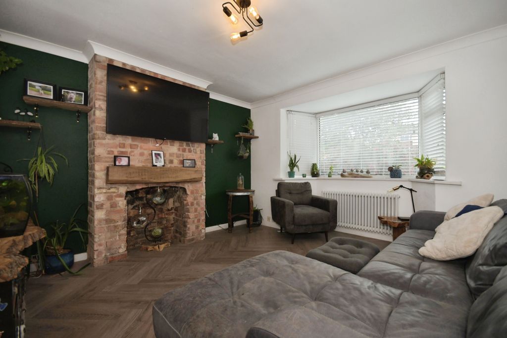 Property photo 3 of 15