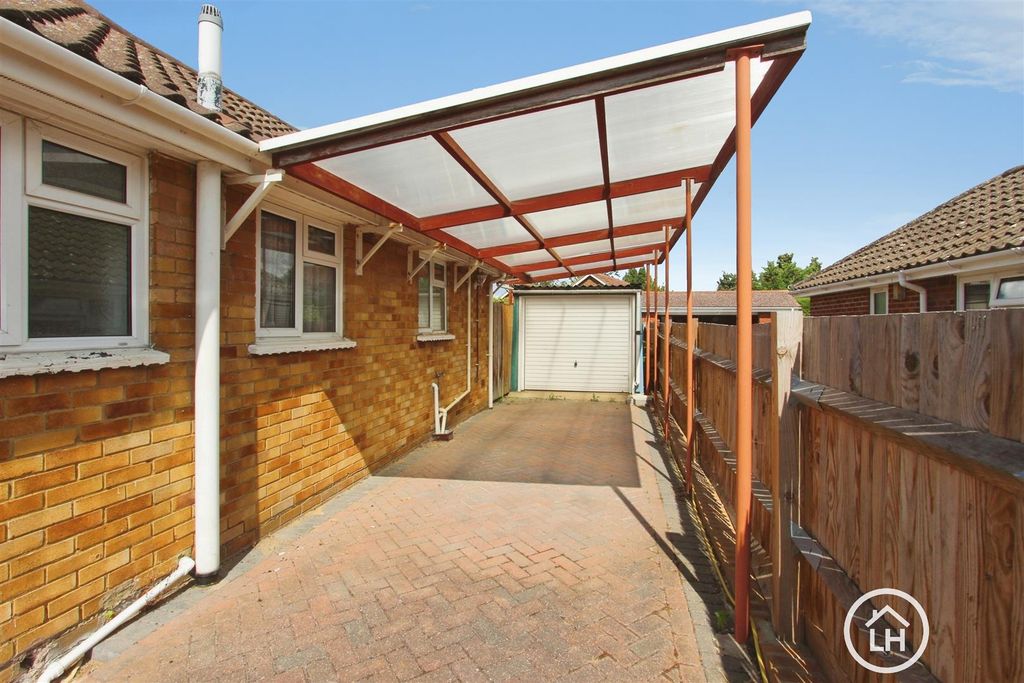 Property photo 2 of 15 Front
