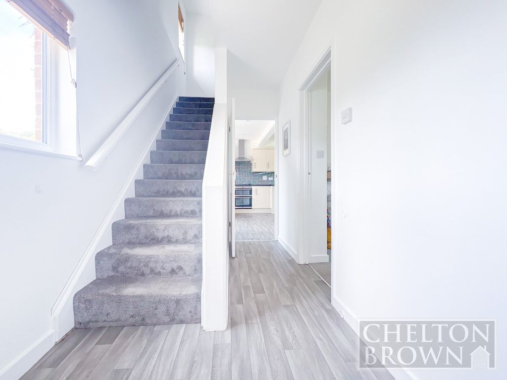 Property photo 2 of 20 Entrance Hallway
