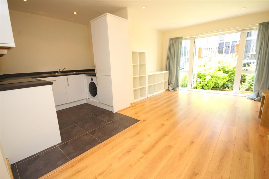 Property photo 3 of 6 Img_3573.Jpg