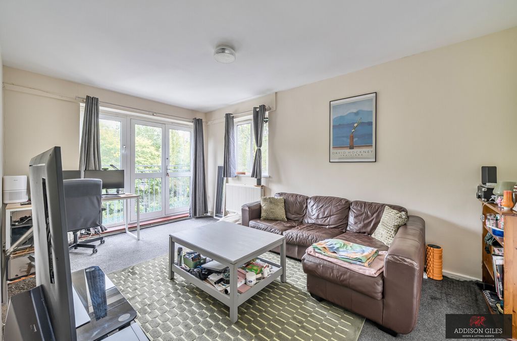 Property photo 3 of 19 Photo 18