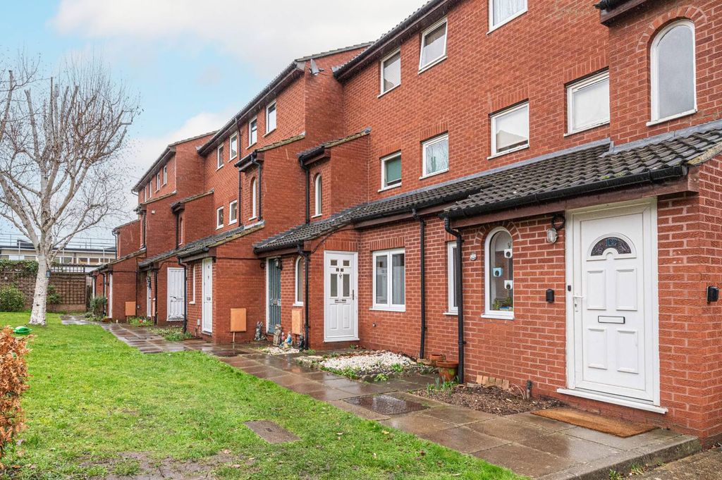 Property photo 1 of 14