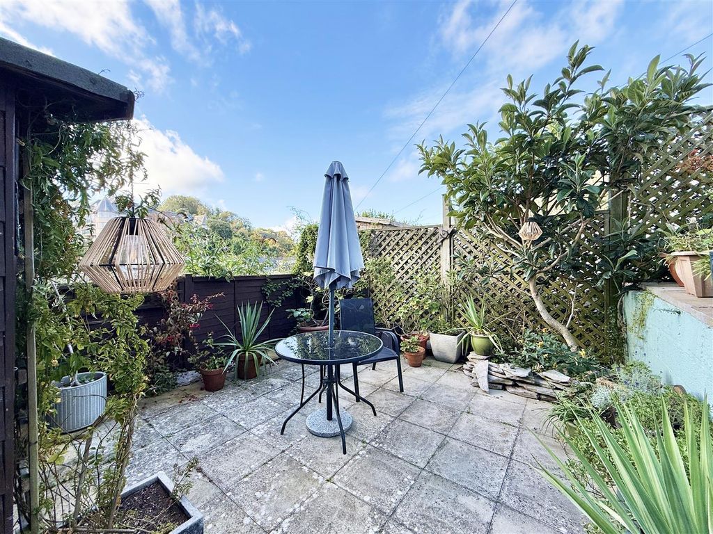 Property photo 3 of 19 Rear Garden.Jpeg