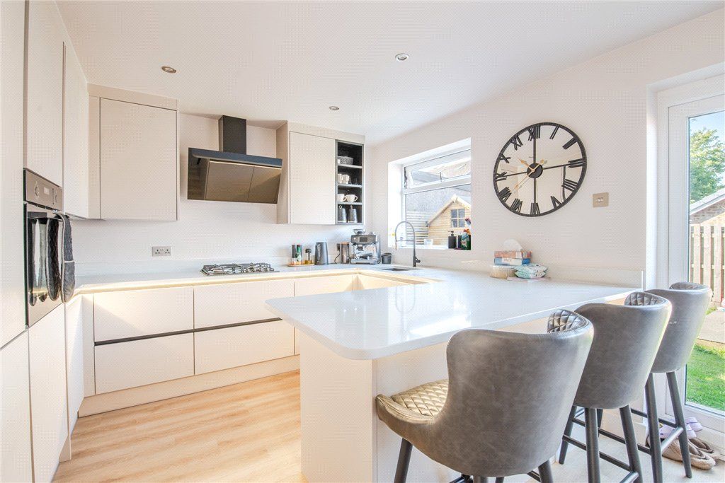 Property photo 2 of 16 Rudding Crescent