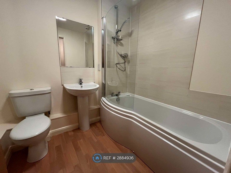 Property photo 3 of 5 Bathroom
