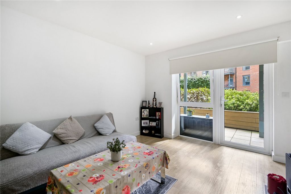 Property photo 3 of 13 Capri House