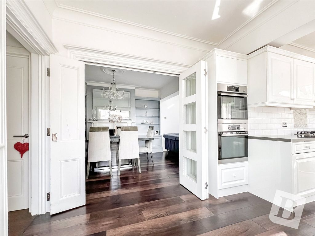 Property photo 2 of 19 Kitchen / Diner